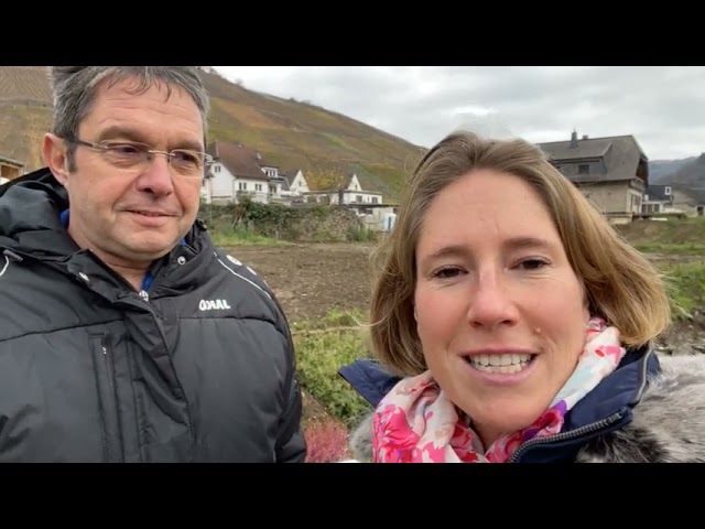 Live mit Rolf Schmitt aus Marienthal zu seinem Kalender „Das Ahrtal vor der Flut“