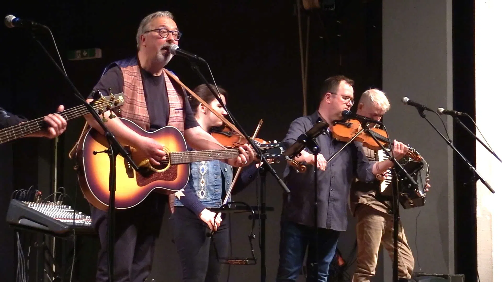 Irische Nacht in Nassau: Rambling Rovers begeistern die Zuschauer in der Stadthalle