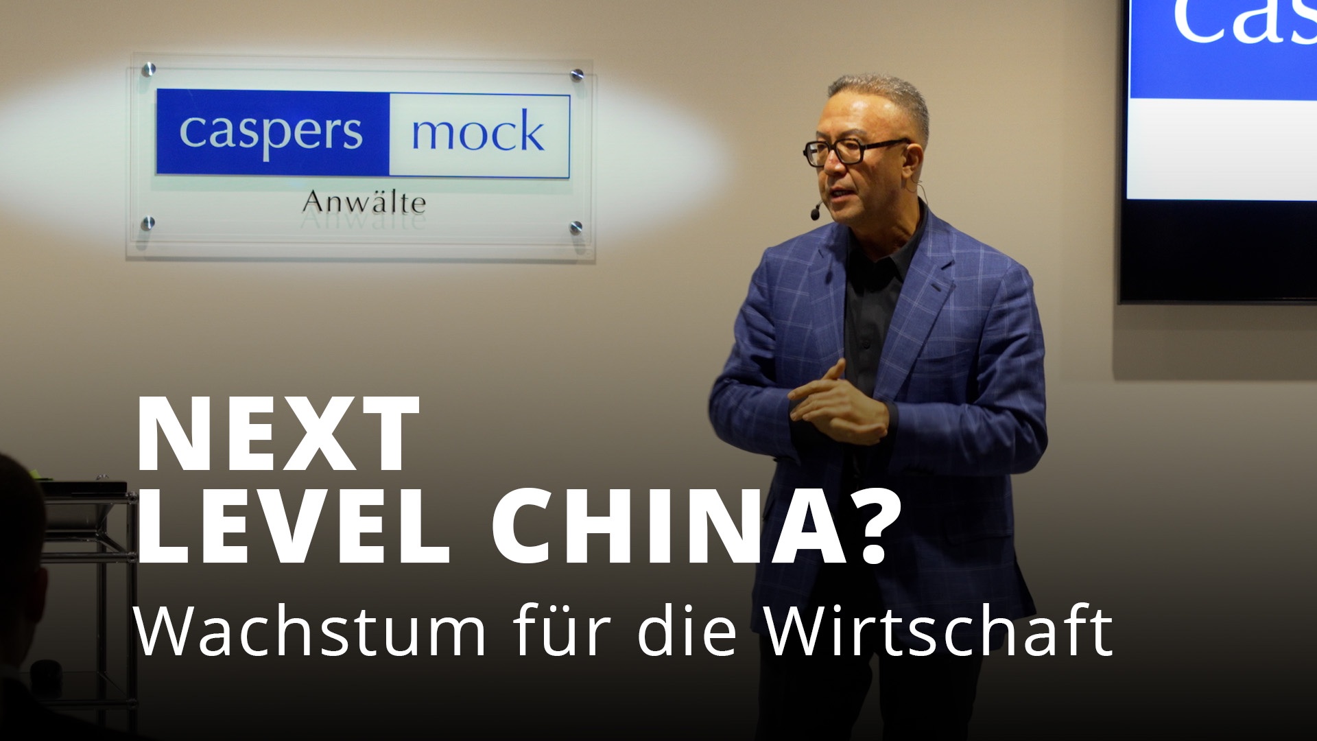 Chinesischer Unternehmer im Vortrag - Next Level China