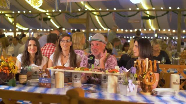 Bayerisches Volksfest startet grandios   