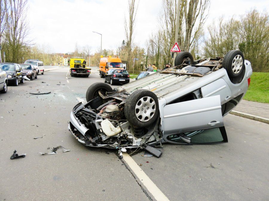 Westerwald: Zwei Autos überschlagen sich Westerwald: Zwei Autos überschlagen sich