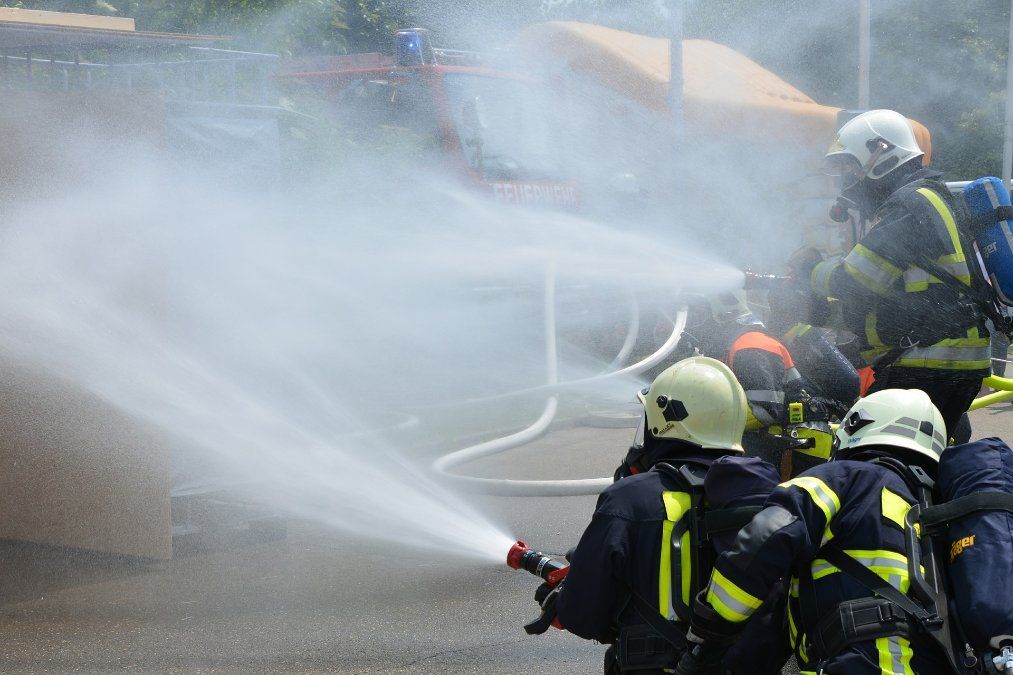 Brand in Sinzig: Baggereinsatz verhindert Ausbreitung