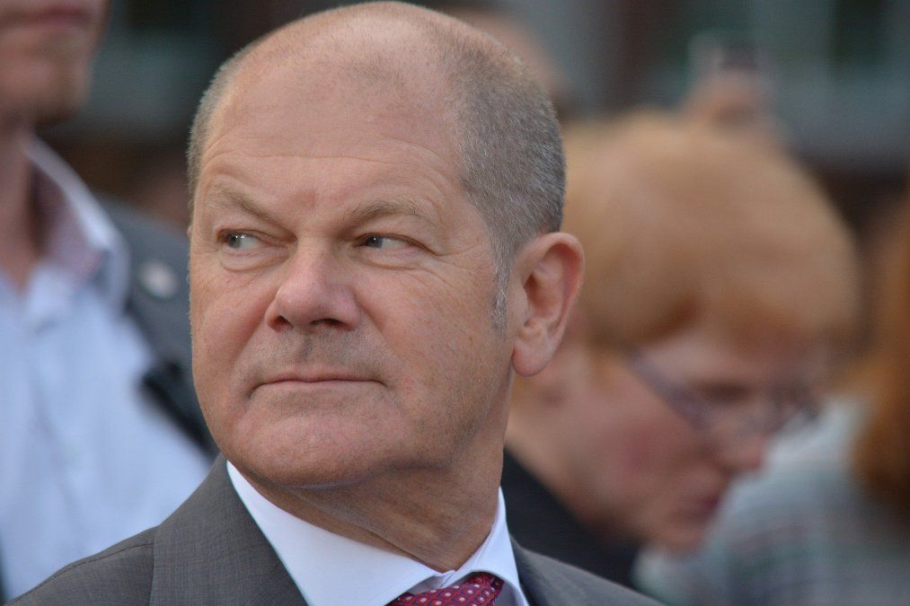 Scholz warnt Russland vor "hohen Kosten" bei Militäraktion Scholz warnt Russland vor "hohen Kosten" bei Militäraktion