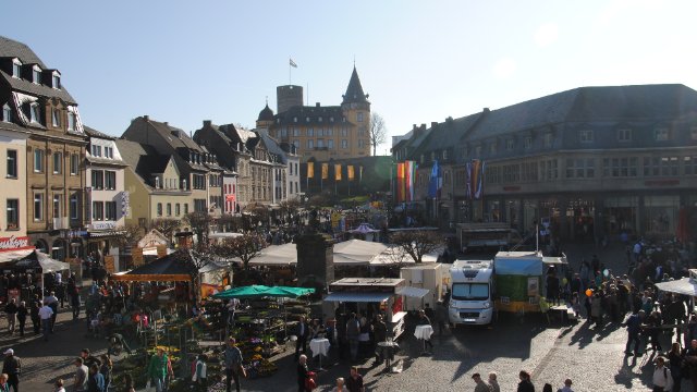 „Start in den Frühling“ lädt Besucher in die Innenstadt ein 