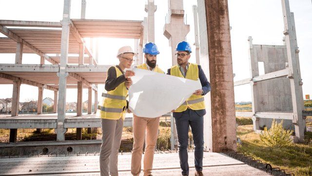 Schaden an Fernwärmeleitung  bedingt kurzfristige Baumaßnahme