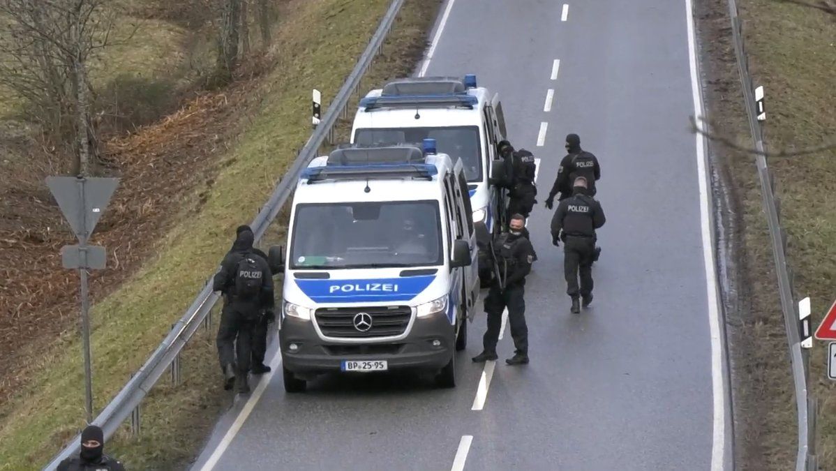 Fast 400 Fälle von Internet-Hetze nach Tötung von Polizisten festgestellt Fast 400 Fälle von Internet-Hetze nach Tötung von Polizisten festgestellt
