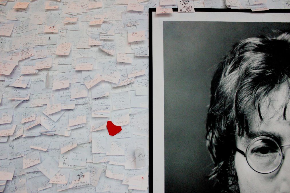 John Lennon setzt bundesweites Zeichen für den Frieden