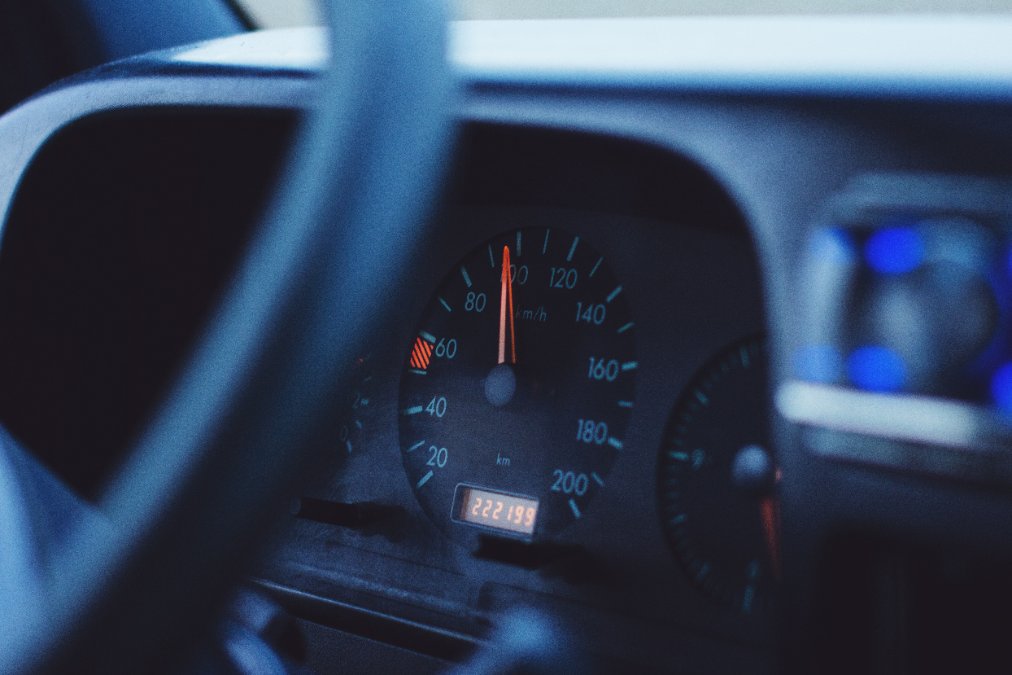 Über 100 Raser rund um den Nürburgring erwischt