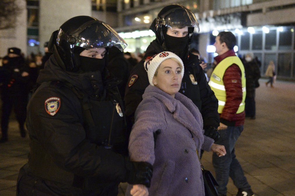 Bürgerrechtler: 6440 Festnahmen bei Anti-Kriegs-Demos in Russland