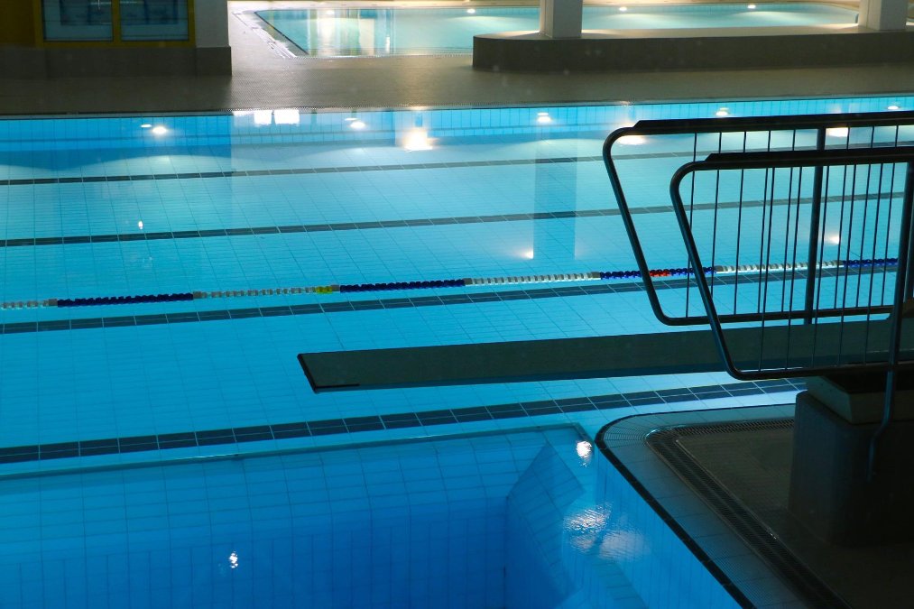 Hallenbäder senken Wassertemperaturen zum Energiesparen