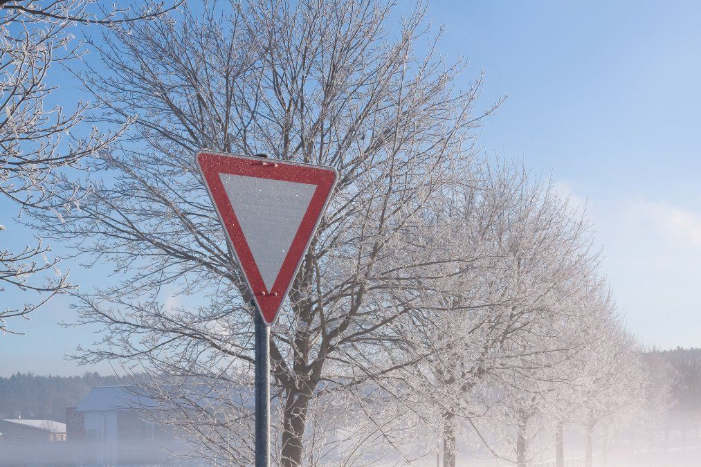 Schnee und Eis sorgen für kleinere Verkehrsunfälle
