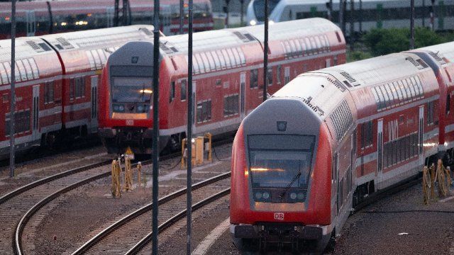 9-Euro-Tickets können kommen - Bundesrat stimmt Finanzierung zu