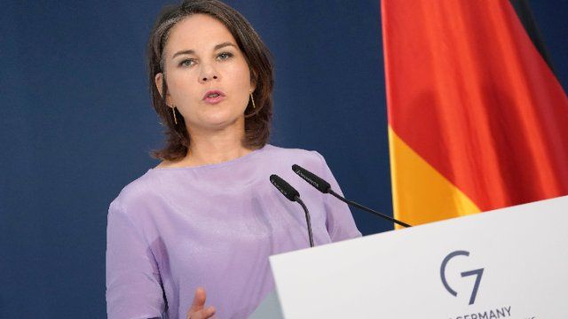 G7-Staaten wollen Ukraine notfalls jahrelang Waffen liefern