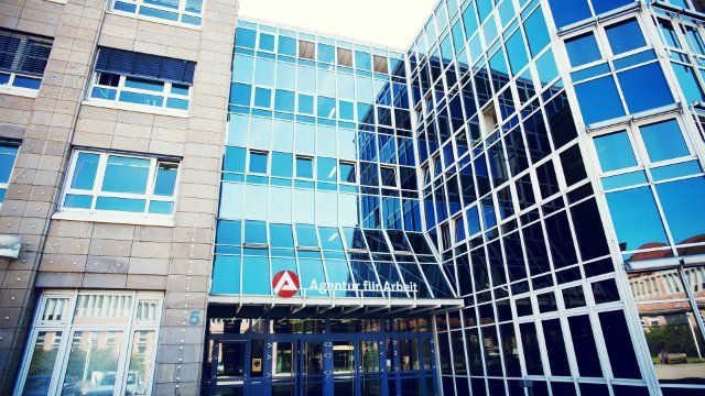 Kräftiger Anstieg bei Zahl der Erwerbstätigen
