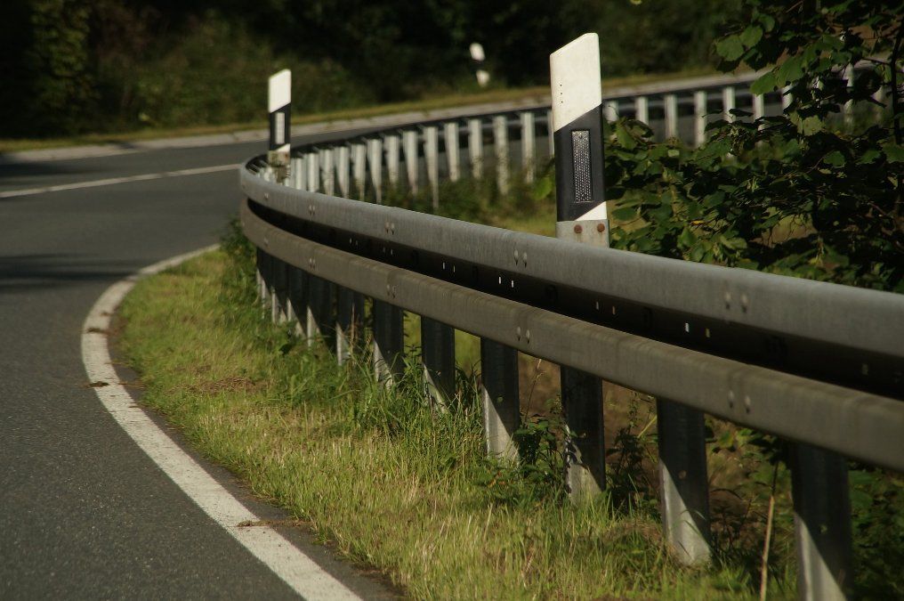Zwei Verletzte durch Motorradunfall im Rhein-Hunsrück-Kreis Zwei Verletzte durch Motorradunfall im Rhein-Hunsrück-Kreis