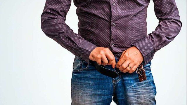 Mann ohne Hose in Koblenz unterwegs