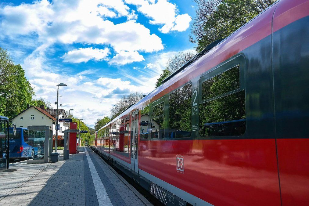 Tourismus rechnet wegen 9-Euro-Tickets mit mehr Tagesausflüglern Tourismus rechnet wegen 9-Euro-Tickets mit mehr Tagesausflüglern