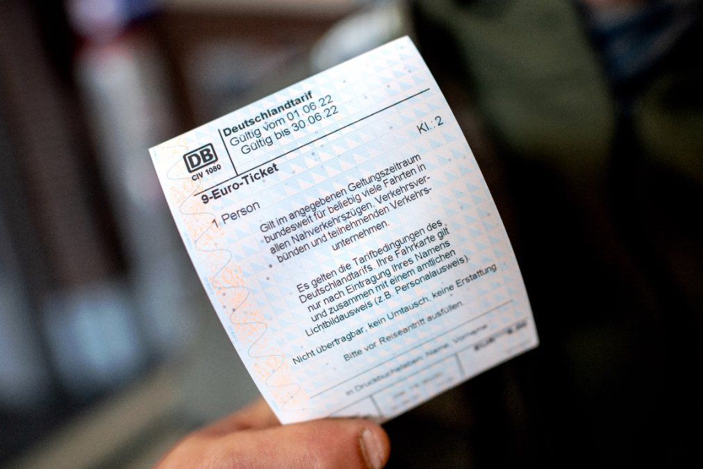 Verlängerung des 9-Euro-Tickets vorerst nicht geplant Verlängerung des 9-Euro-Tickets vorerst nicht geplant
