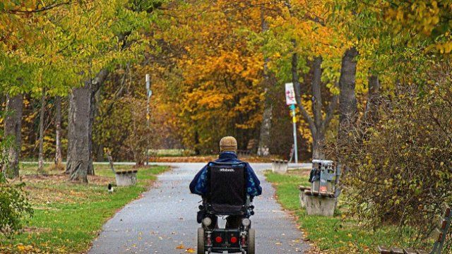 Fahrerflucht mit elektrischem Rollstuhl