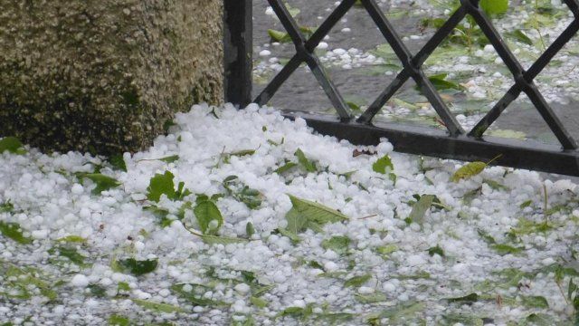 Hagelunwetter führt in Neuwied zu Millionenschaden  