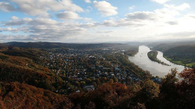 Insel Nonnenwerth nach langer Schultradition vor ungewisser Zukunft