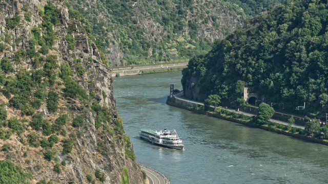 Naturschützer gegen Vertiefung der Fahrrinne im Mittelrhein