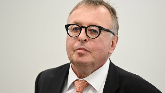 Ahrtal: Ermittlungen zu Ex-Landrat Pföhler dauern an  