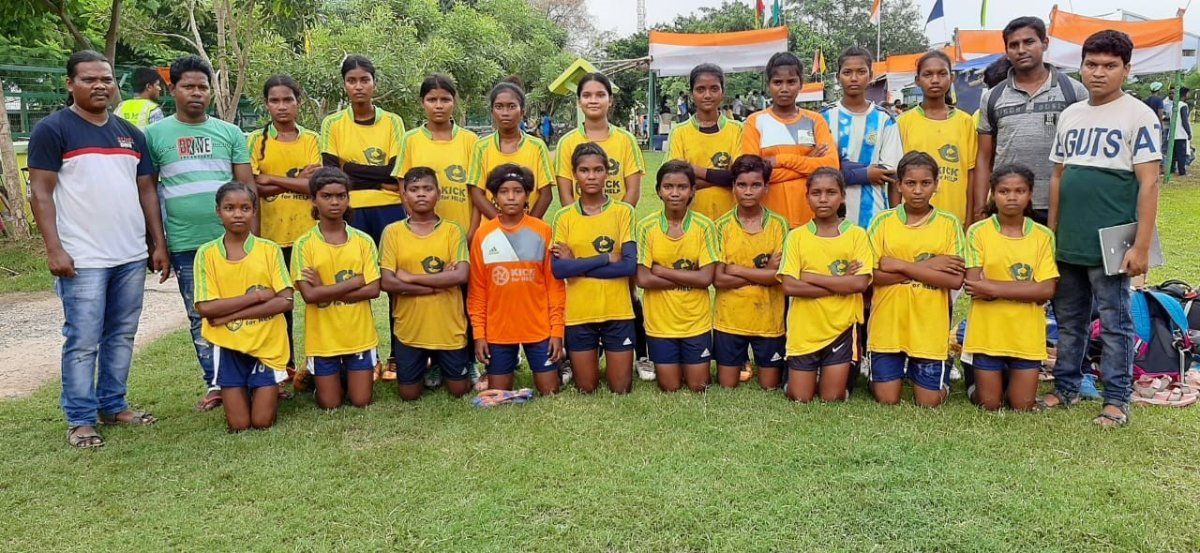 5000 Euro Förderung für Indien-Projekt der Stiftung „Kick for Help“   