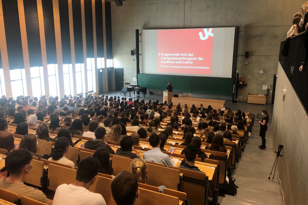 Universität Koblenz begrüßt über 1.700 Erstsemester Universität Koblenz begrüßt über 1.700 Erstsemester