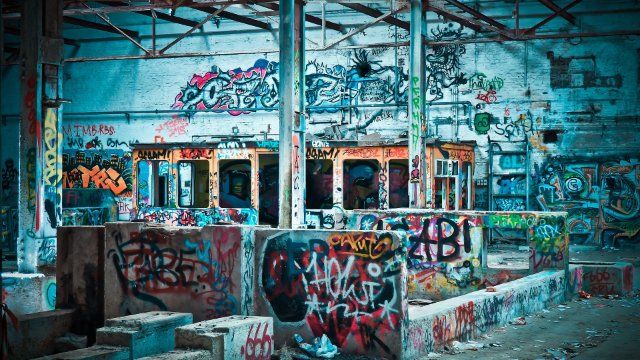 Graffitikünstler auf frischer Tat ertappt