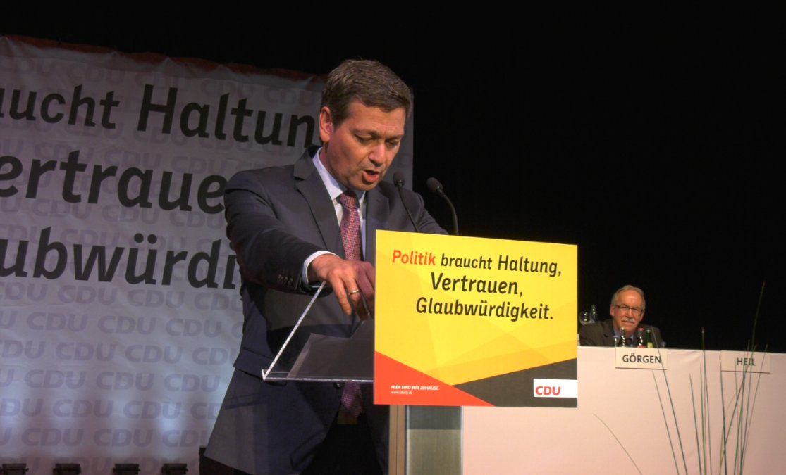 Baldauf wirft Dreyer Versagen in der Katastrophennacht vor Baldauf wirft Dreyer Versagen in der Katastrophennacht vor