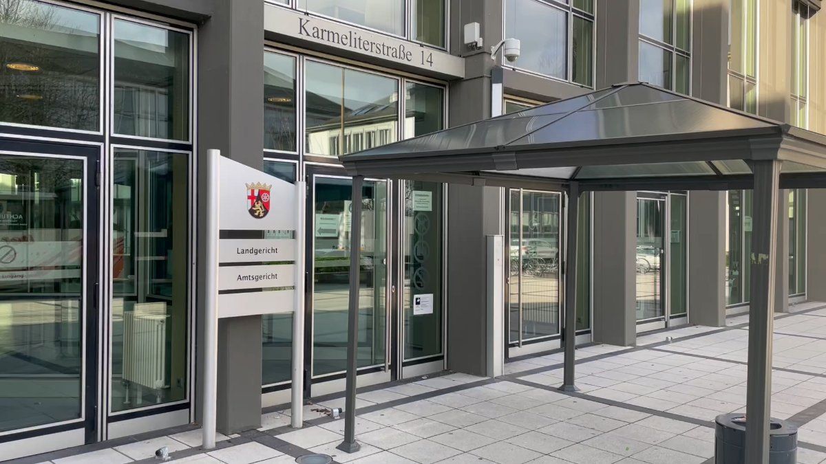 Ärzte und Unternehmer wegen Banden- und gewerbsmäßigen Betrugs vor Koblenzer Landgericht