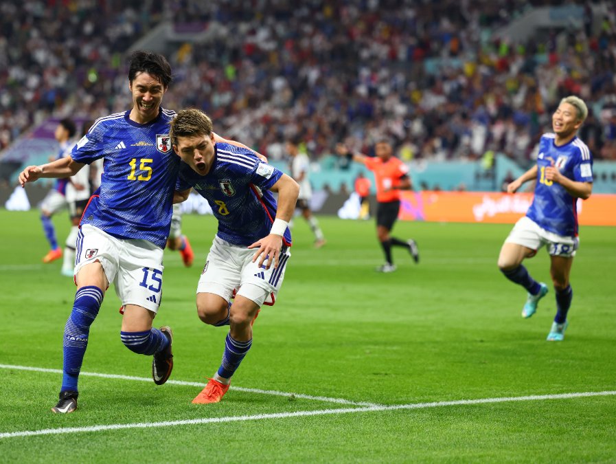 WM-Traum schon geplatzt? Deutschland unterliegt Japan mit 1:2 WM-Traum schon geplatzt? Deutschland unterliegt Japan mit 1:2