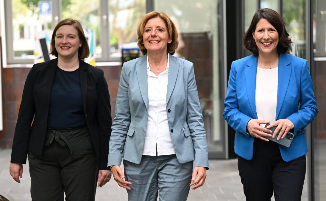 Integrationsministerin Binz: Sind gut auf Flüchtlinge vorbereitet Integrationsministerin Binz: Sind gut auf Flüchtlinge vorbereitet
