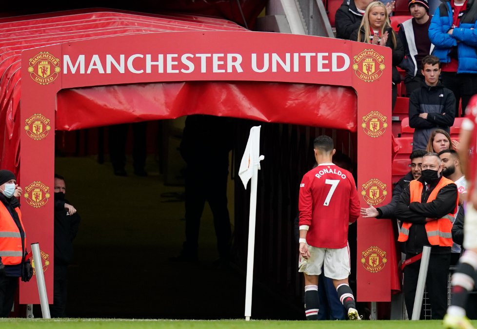 Eilmeldung: Manchester United trennt sich von Cristiano Ronaldo Eilmeldung: Manchester United trennt sich von Cristiano Ronaldo