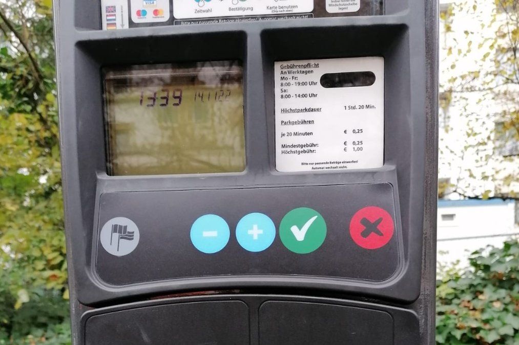 Neue Parkscheinautomaten in Koblenz mit bargeldloser und kontaktloser Zahlungsmöglichkeit Neue Parkscheinautomaten in Koblenz mit bargeldloser und kontaktloser Zahlungsmöglichkeit