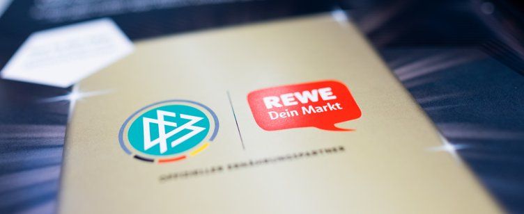 Rewe beendet wegen «One Love»-Entscheidung Zusammenarbeit mit DFB Rewe beendet wegen «One Love»-Entscheidung Zusammenarbeit mit DFB