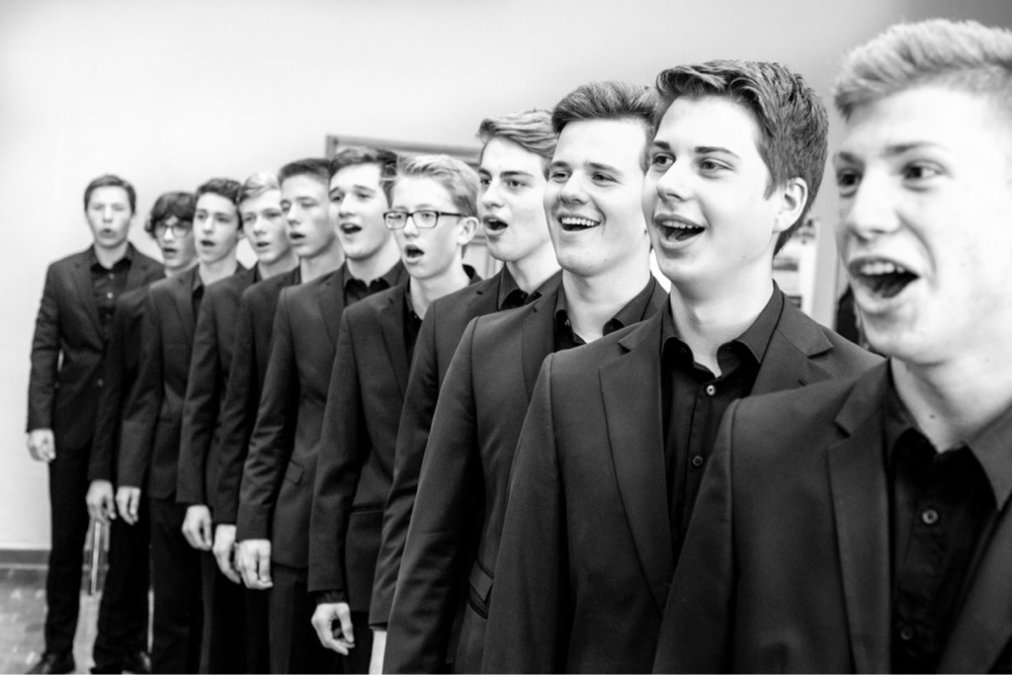 Jugendaktion im Bistum Trier organisiert digitales Benefiz-Event mit regionalen Künstlern und bekannten Stars Jugendaktion im Bistum Trier organisiert digitales Benefiz-Event mit regionalen Künstlern und bekannten Stars