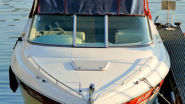 Sportboot sinkt in St. Goar