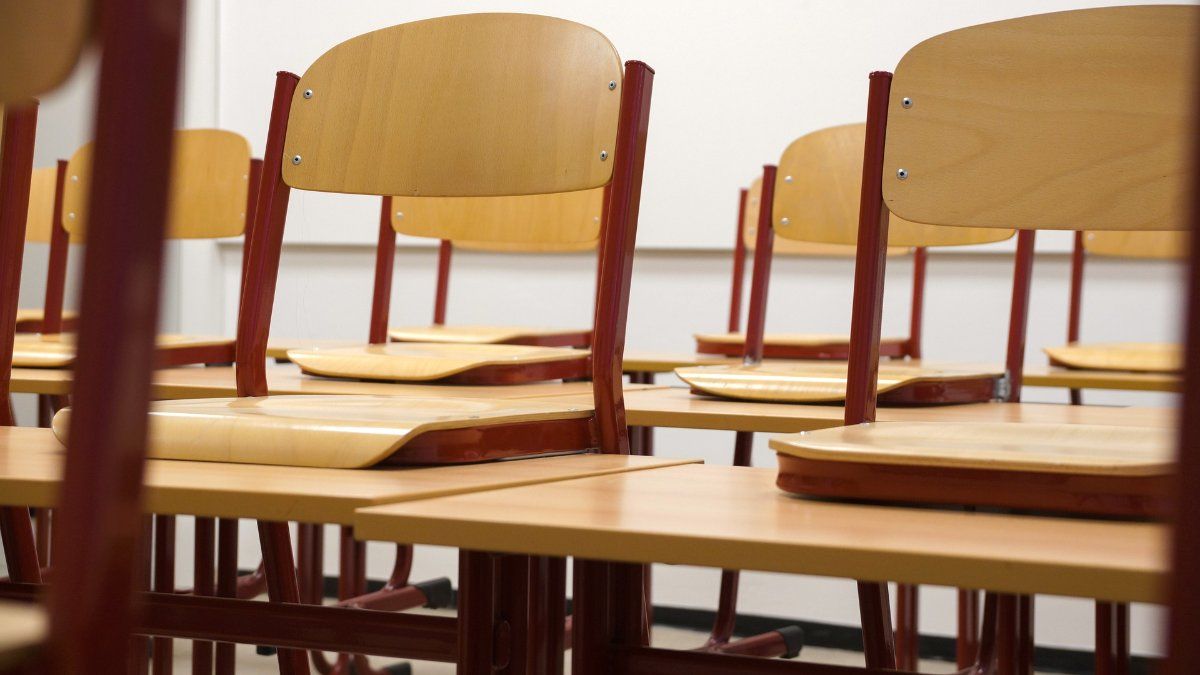 Abegordnete zu Besuch in 150 rheinland-pfälzischen Schulen Abegordnete zu Besuch in 150 rheinland-pfälzischen Schulen