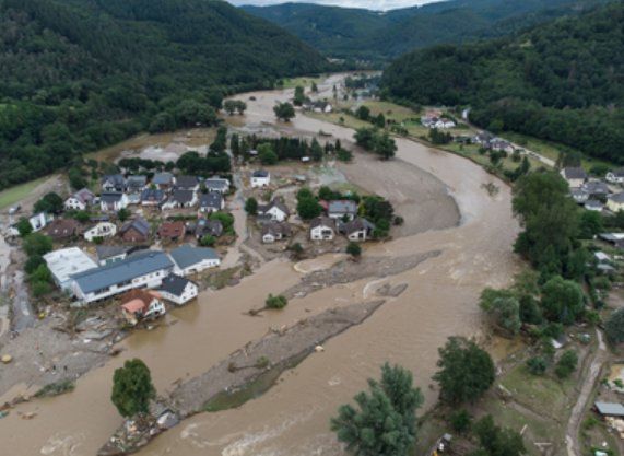 Revisor sieht Fehler im Innenministerium, aber keine Vertuschung Revisor sieht Fehler im Innenministerium, aber keine Vertuschung