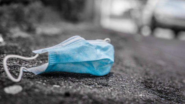 Ärztin gegen Maskenpflicht erringt Teilerfolg vor höchstem Gericht