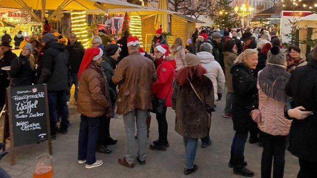 Weihnachtsmarkt in Bad Ems ein voller Erfolg