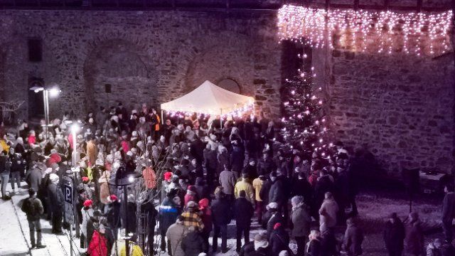 Weihnachtsklänge erschallten rund um den Hexenturm