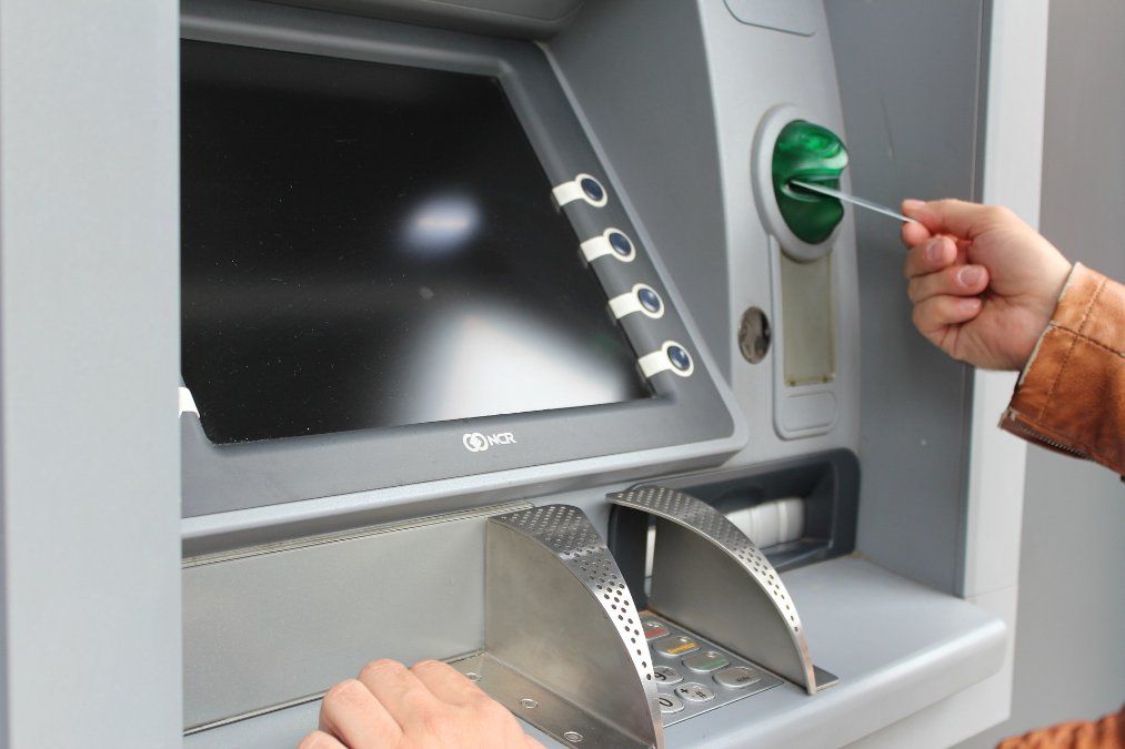 Zwei Geldautomaten gesprengt