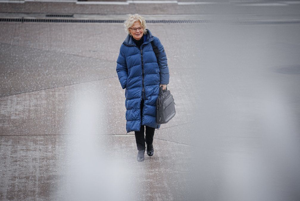 Verteidigungsministerin Lambrecht tritt zurück Verteidigungsministerin Lambrecht tritt zurück