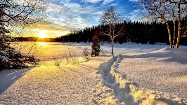Glätte und Schnee: Viele Unfälle und Skibetrieb