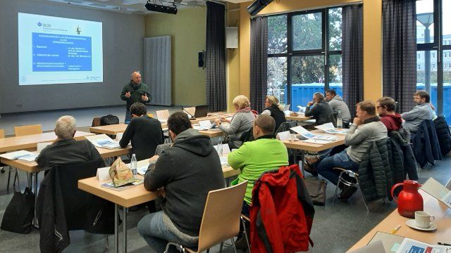 Stadt unterstützt Vereine mit Schulung durch Sicherheitsprofi