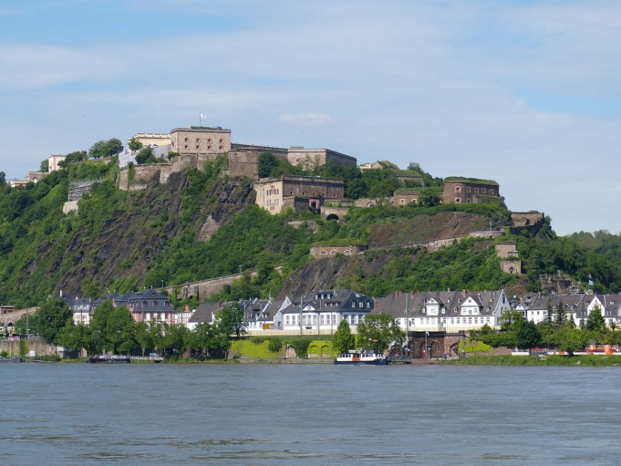 Land: Unesco-Bericht sieht keine Gefährdung des Rhein-Welterbe-Titels Land: Unesco-Bericht sieht keine Gefährdung des Rhein-Welterbe-Titels