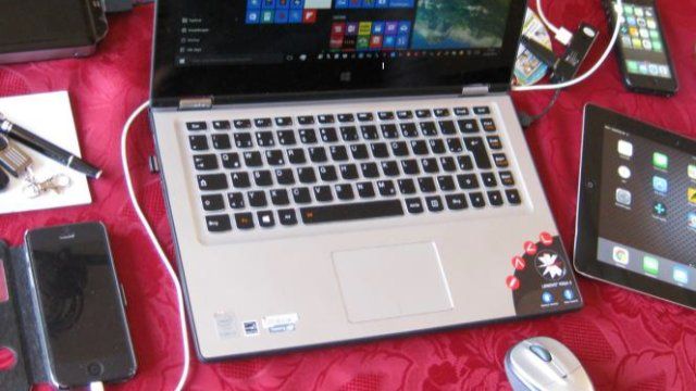 Häcker bieten Servicestunden rund um Computer und Co.